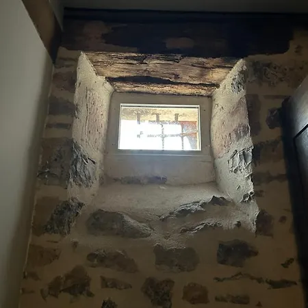 Maison D'or-vert : Atelier Of Medieval Goldsmith Villefranche-de-Rouergue