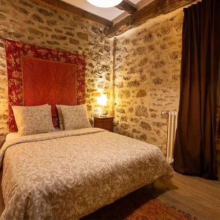 Maison D'or-vert : Atelier Of Medieval Goldsmith Villefranche-de-Rouergue