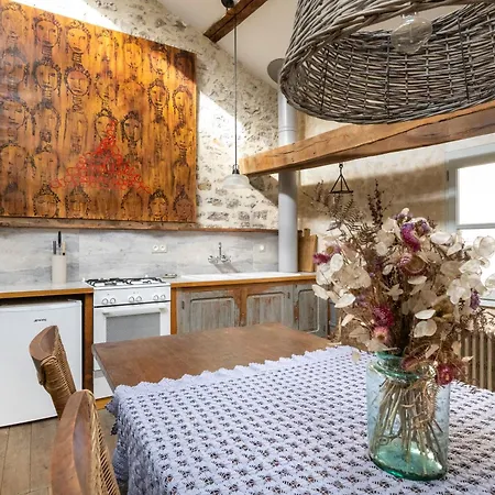 Maison D'or-vert : Atelier Of Medieval Goldsmith Casa vacanze