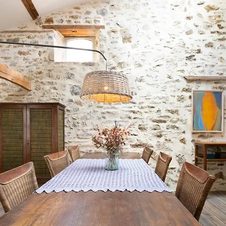 Сasa de vacaciones Maison D'or-vert : Atelier Of Medieval Goldsmith