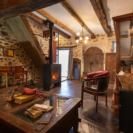 Maison D'or-vert : Atelier Of Medieval Goldsmith Villefranche-de-Rouergue