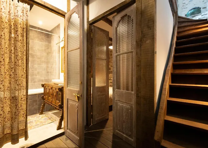 Maison D'or-vert : Atelier Of Medieval Goldsmith * Villefranche-de-Rouergue