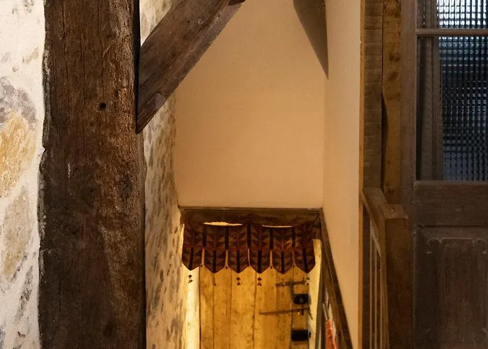 Maison D'or-vert : Atelier Of Medieval Goldsmith * Villefranche-de-Rouergue